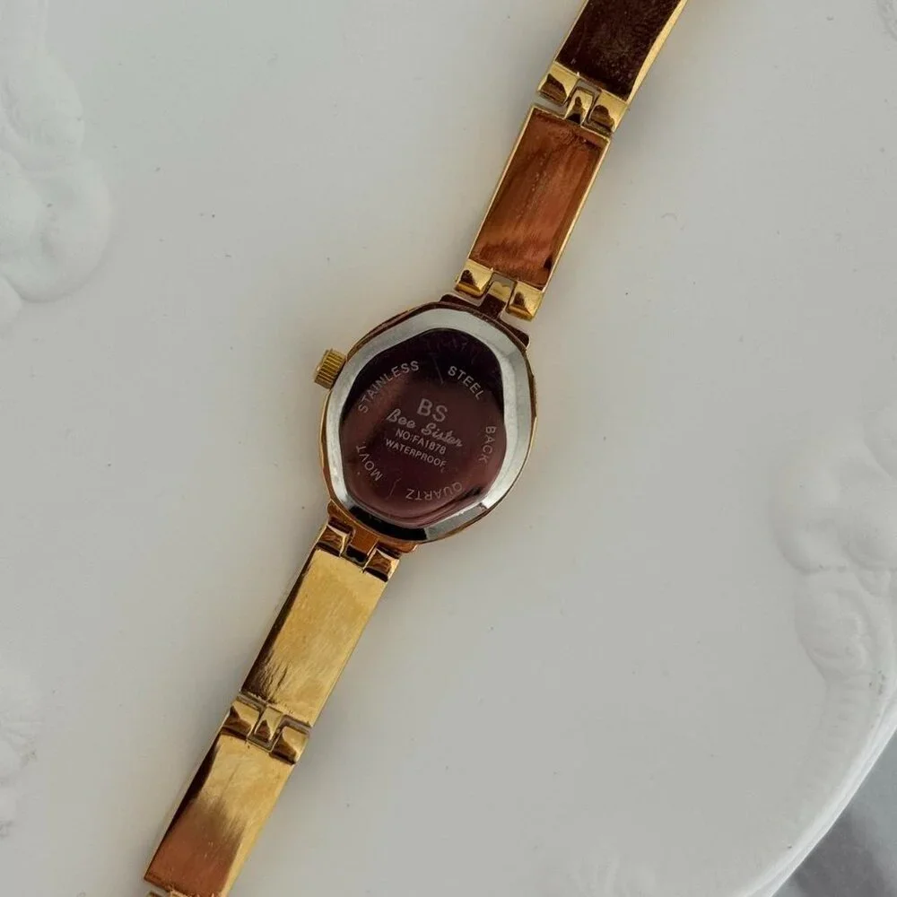 Sku0265 Retro Gold Brown Inserts‎ Women Casual Watch stainless steel + gift bag